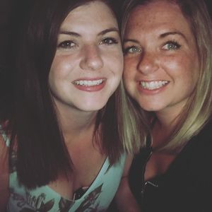 Meet your Posher, Leah